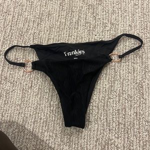 Frankie’s bikini bottom